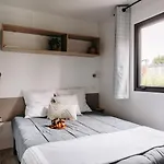 Slow Village Pornic 4*