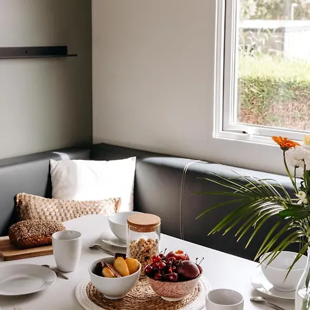Slow Village Pornic مكان تخييم 4*