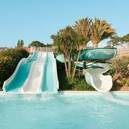 Slow Village Pornic 캠프장