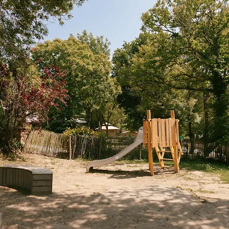 مكان تخييم Slow Village Pornic