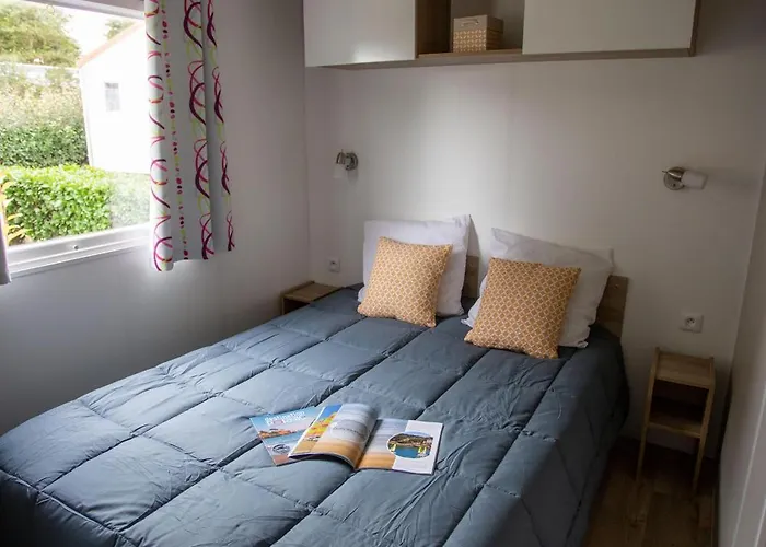 キャンプ場 Slow Village Pornic ラ・プレンヌ・シュル・メール