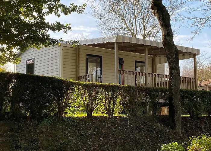 Slow Village Pornic ラ・プレンヌ・シュル・メール