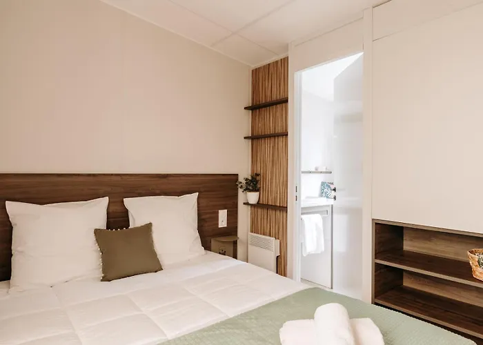 キャンプ場 Slow Village Pornic