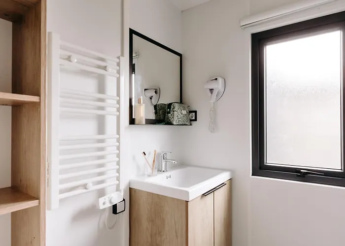 Slow Village Pornic 4*