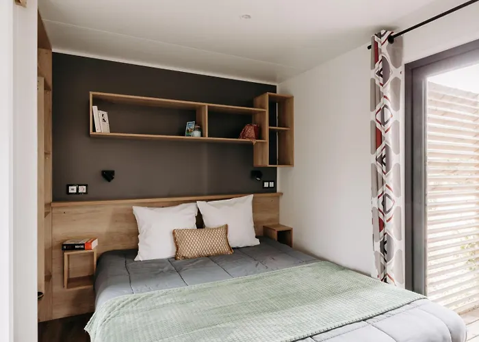 キャンプ場 Slow Village Pornic ラ・プレンヌ・シュル・メール