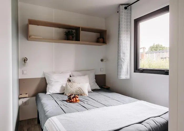 Slow Village Pornic 4*