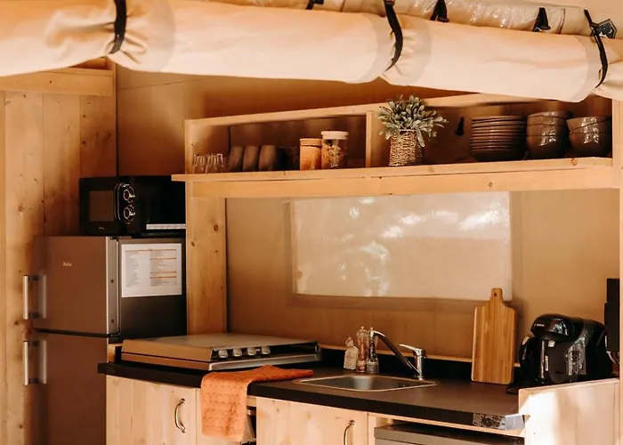 Slow Village Pornic キャンプ場 ラ・プレンヌ・シュル・メール