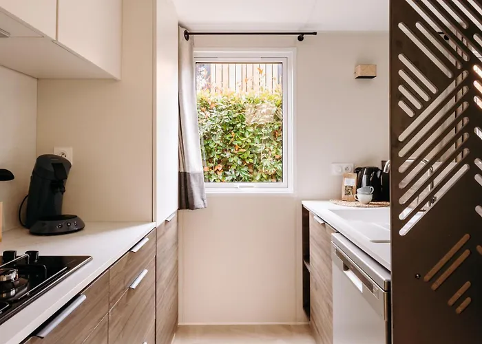 Slow Village Pornic 4*