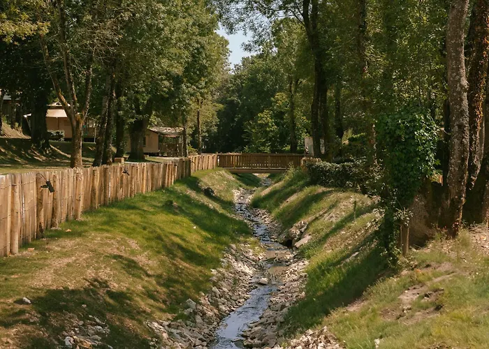 Slow Village Pornic 4*