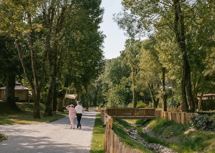 Slow Village Pornic キャンプ場 ラ・プレンヌ・シュル・メール